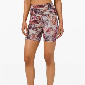 lululemon athletica Wunder Train High-Rise Shorts size 4